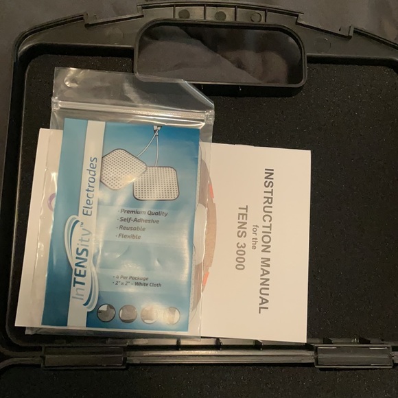 TENS 3000 - Picture 3 of 3